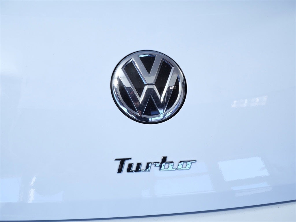 2019 Volkswagen Beetle 2.0T S