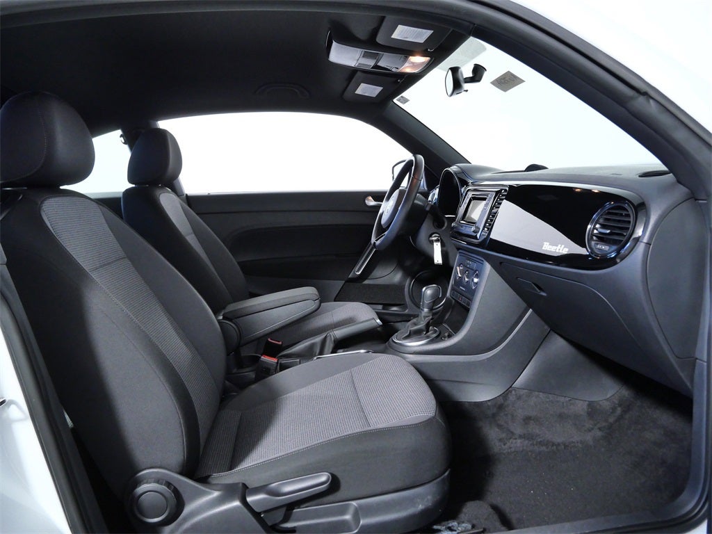 2019 Volkswagen Beetle 2.0T S