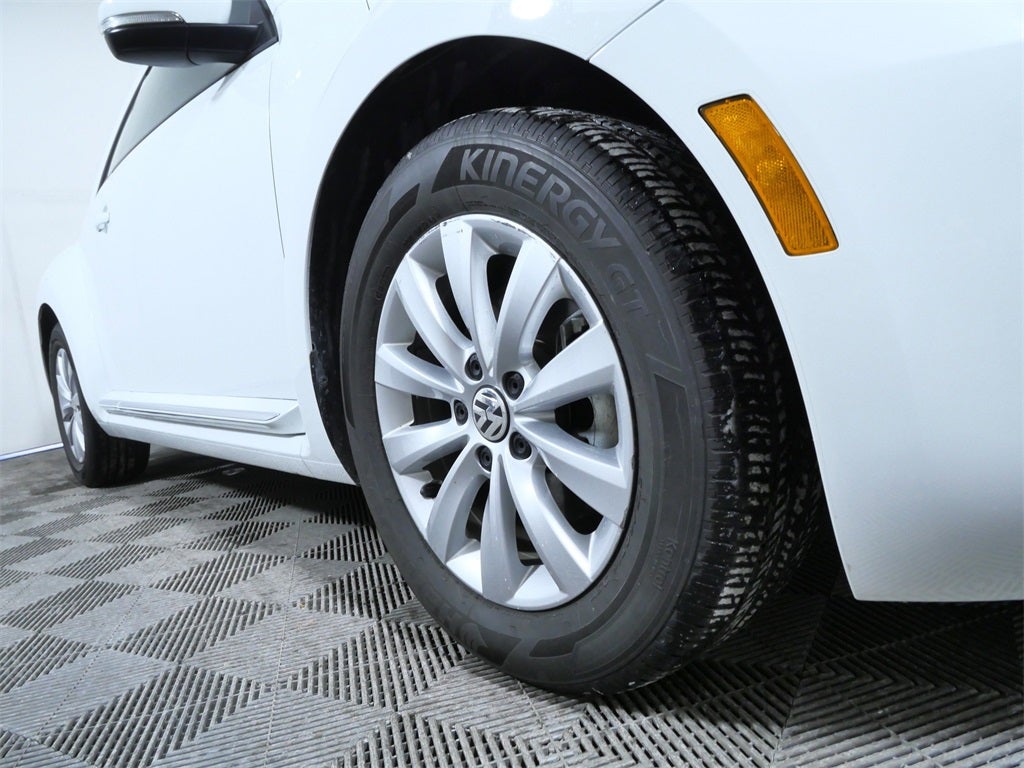 2019 Volkswagen Beetle 2.0T S