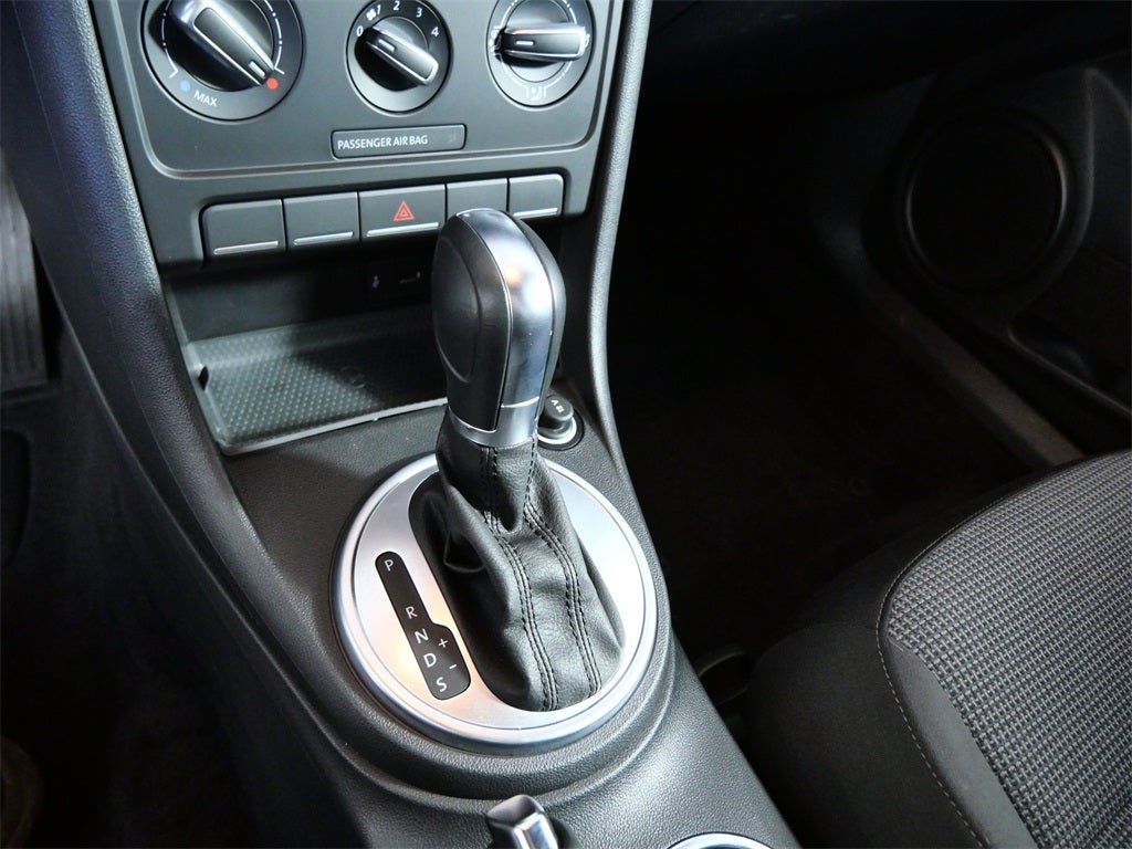 2019 Volkswagen Beetle 2.0T S