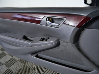 2004 Toyota Camry Solara SLE