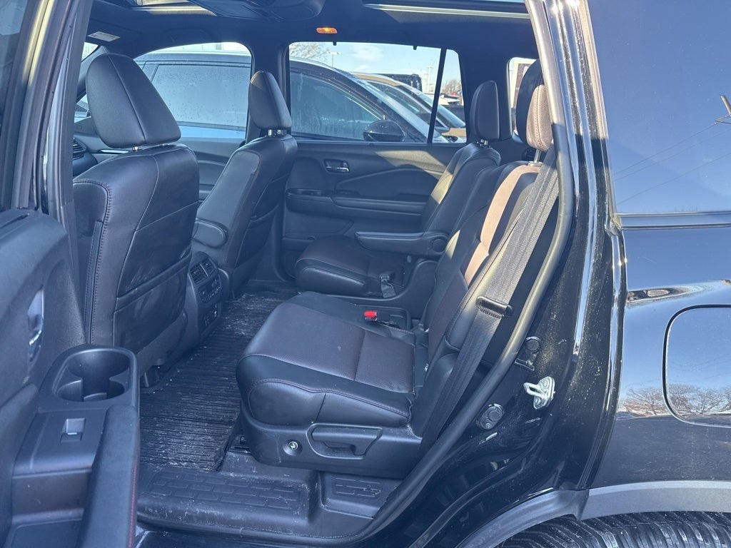 2021 Honda Pilot Black Edition