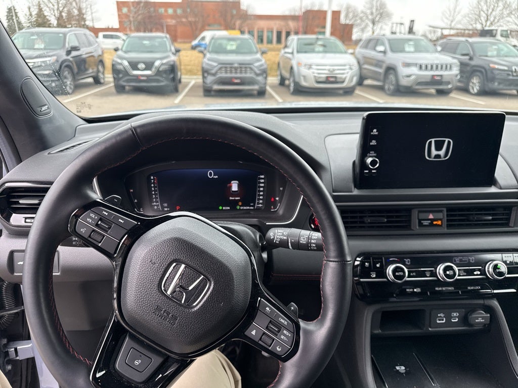 2025 Honda Pilot Black Edition