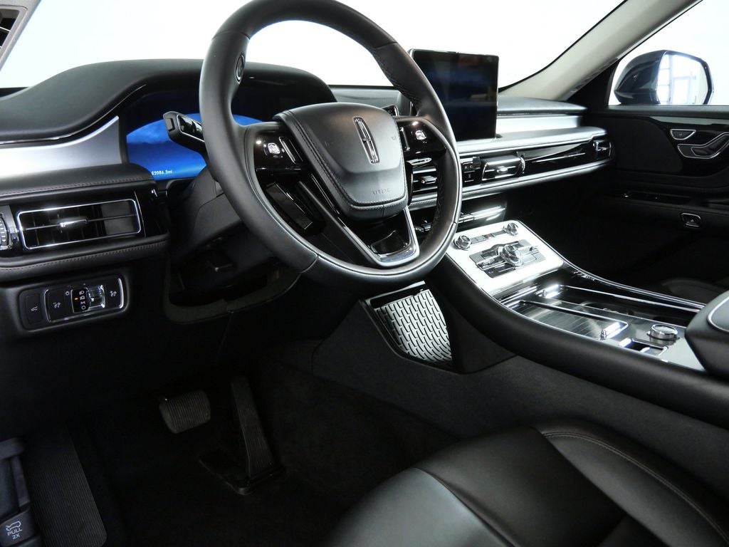 2022 Lincoln Aviator Standard