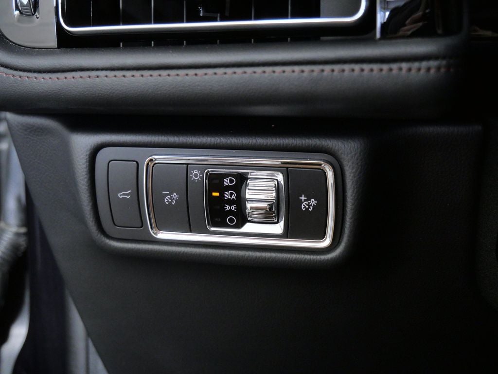 2022 Lincoln Aviator Standard