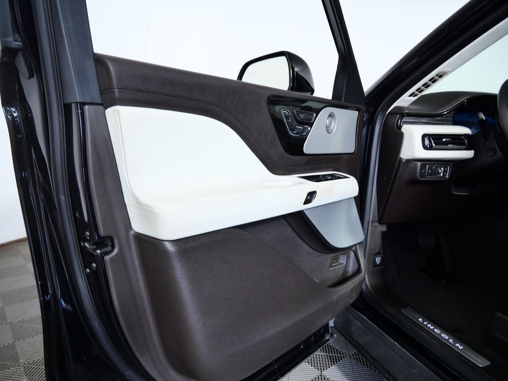 2023 Lincoln Aviator Black Label