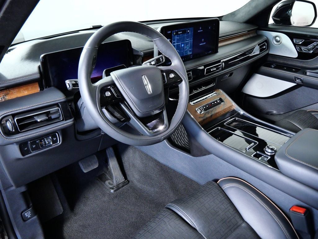 2025 Lincoln Aviator Black Label