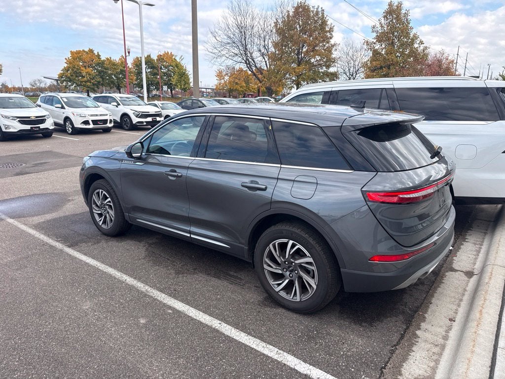 2023 Lincoln Corsair Standard
