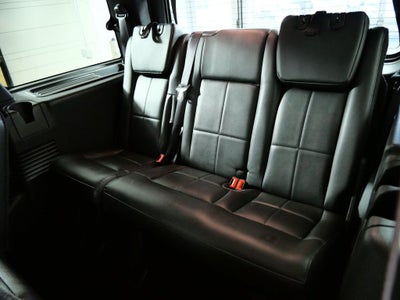 2007 Lincoln Navigator Base