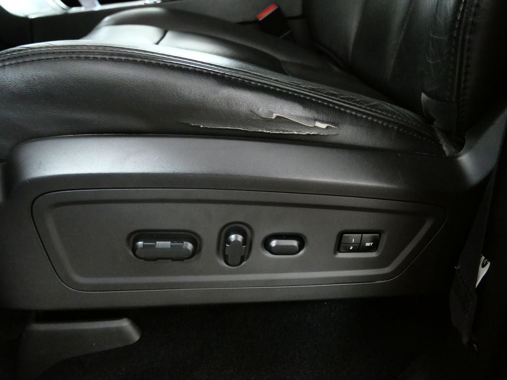 2007 Lincoln Navigator Base