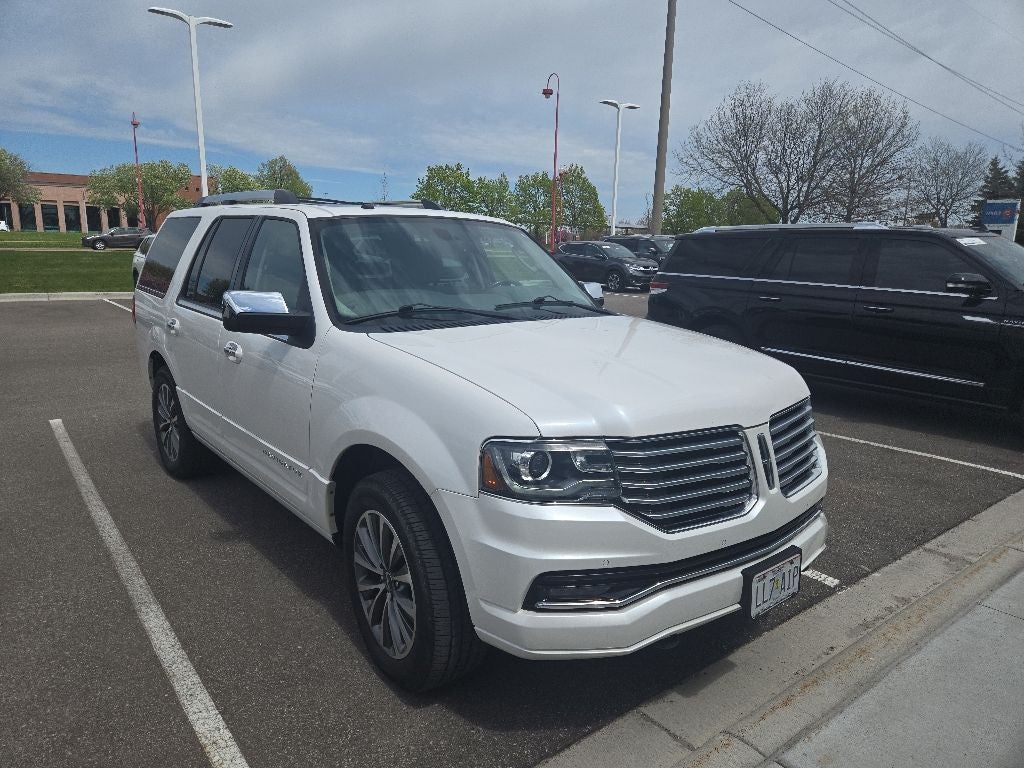 2016 Lincoln Navigator Select
