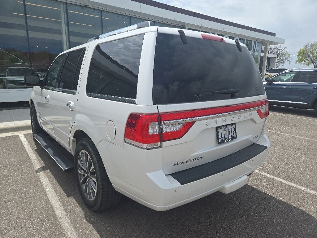 2016 Lincoln Navigator Select