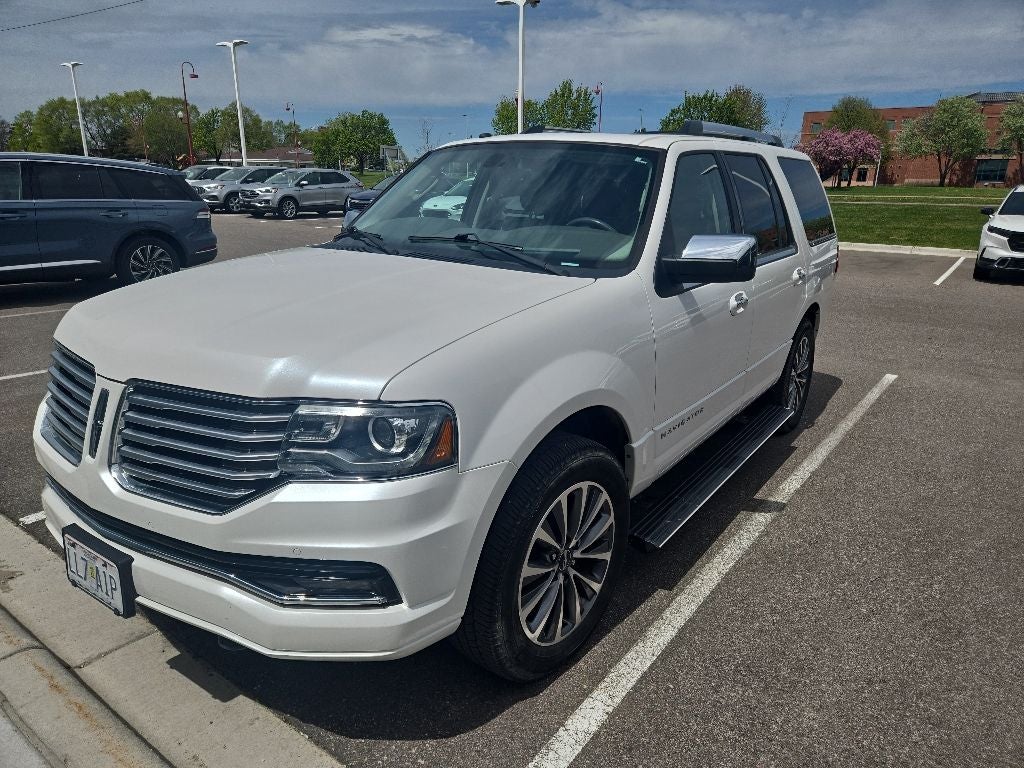 2016 Lincoln Navigator Select