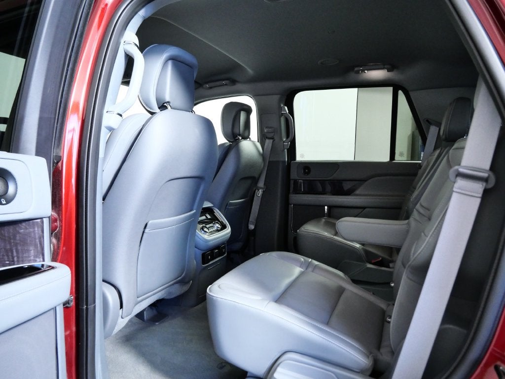 2019 Lincoln Navigator Select
