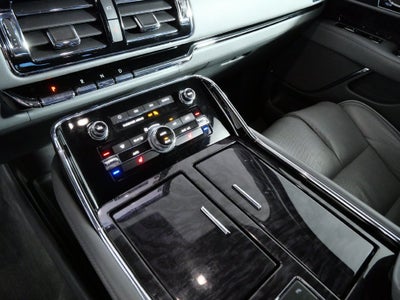 2019 Lincoln Navigator Select