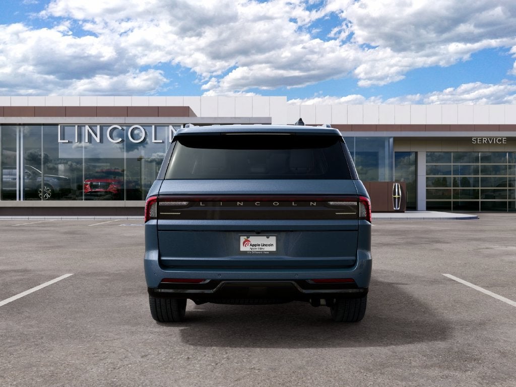 2027 Lincoln Navigator Reserve