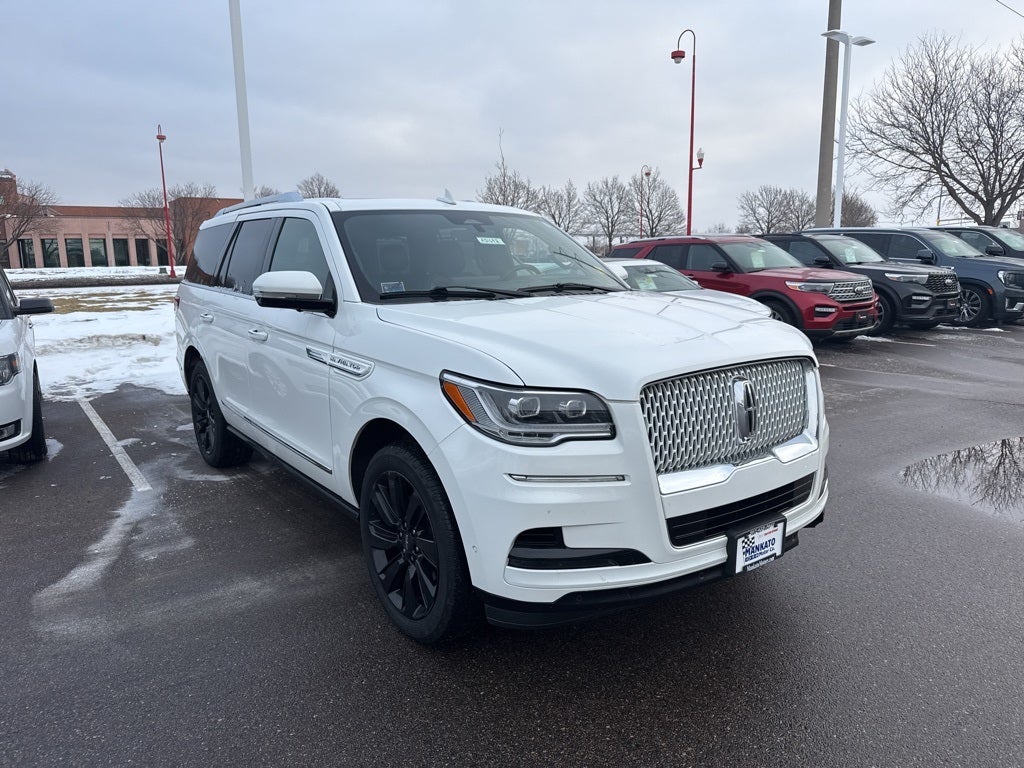 2023 Lincoln Navigator Reserve