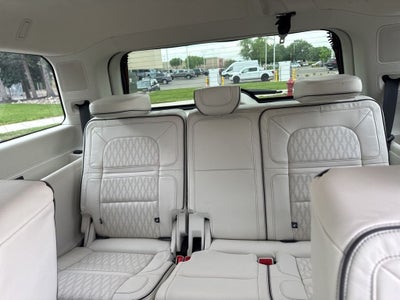 2023 Lincoln Navigator Black Label
