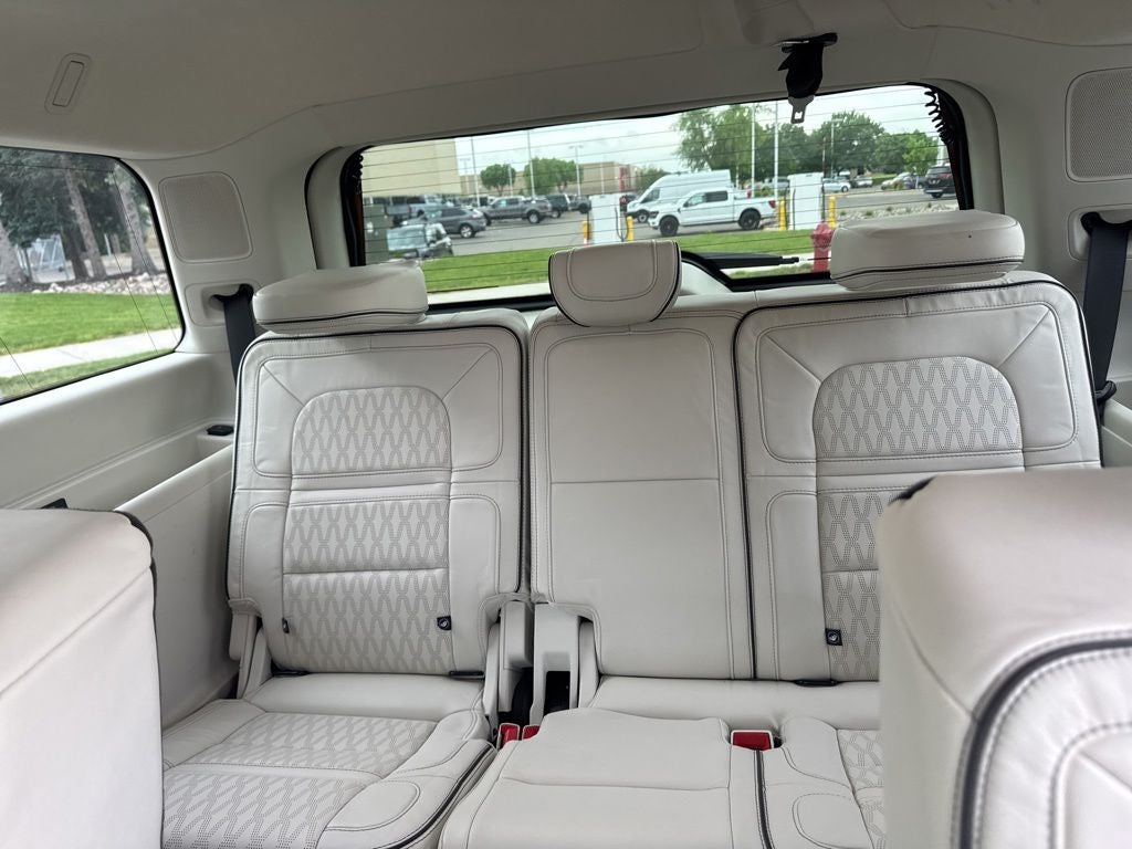 2023 Lincoln Navigator Black Label