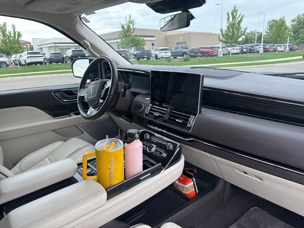 2023 Lincoln Navigator Black Label