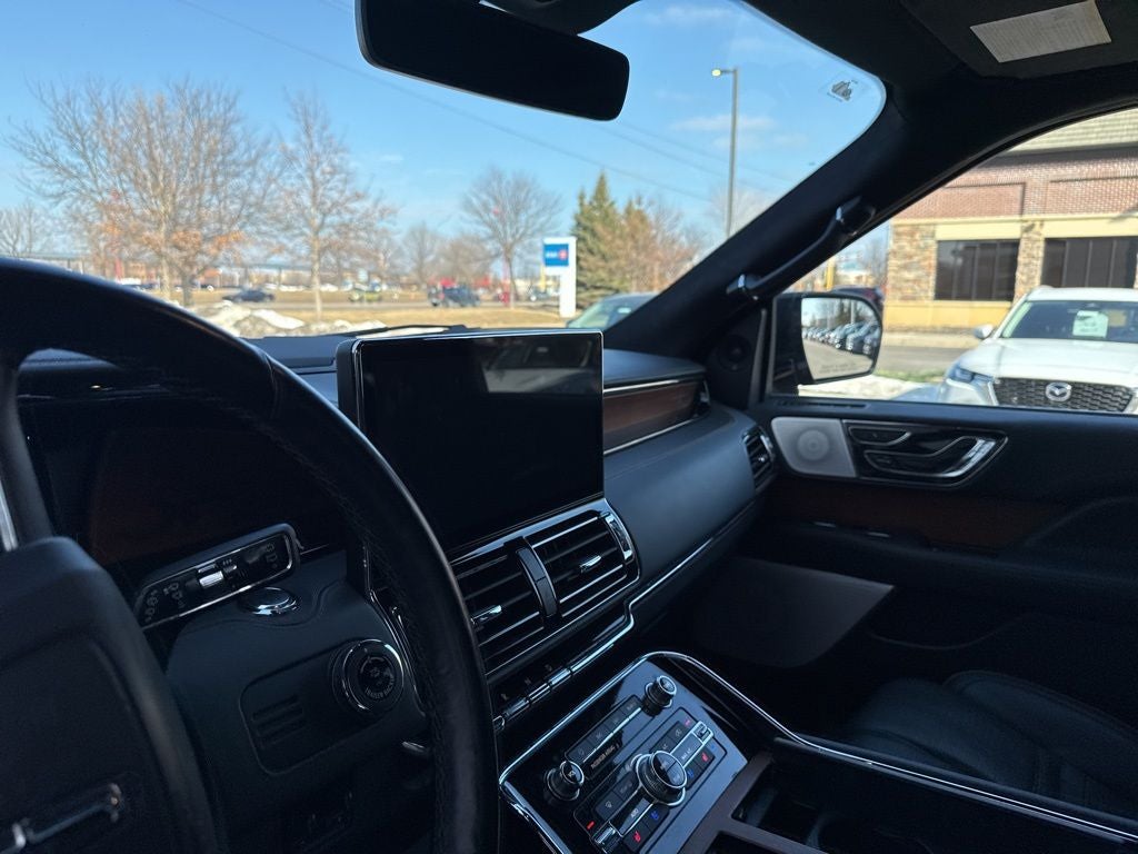 2023 Lincoln Navigator Black Label