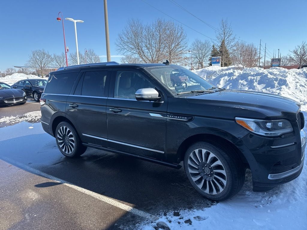 2022 Lincoln Navigator Black Label