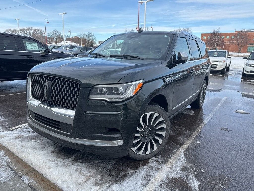 2022 Lincoln Navigator Black Label