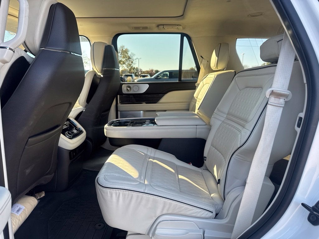 2020 Lincoln Navigator Black Label