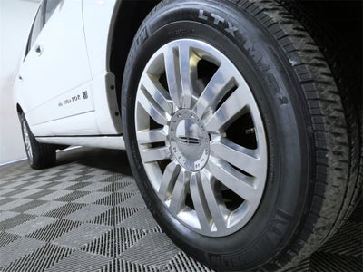 2013 Lincoln Navigator L Base