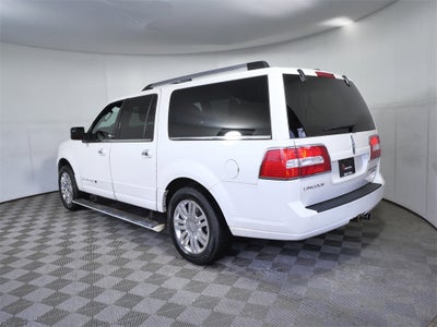 2013 Lincoln Navigator L Base
