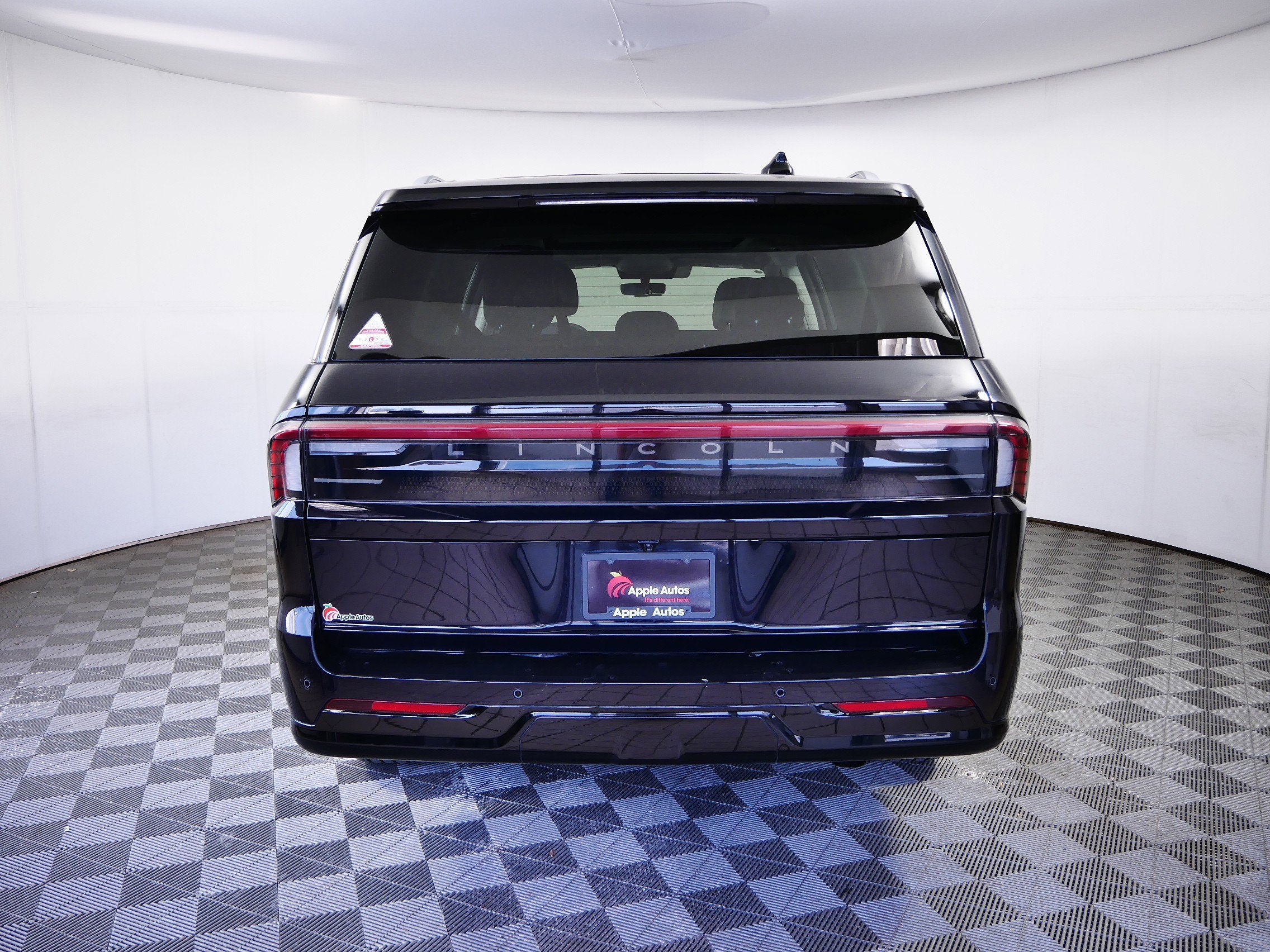 2025 Lincoln Navigator L Reserve