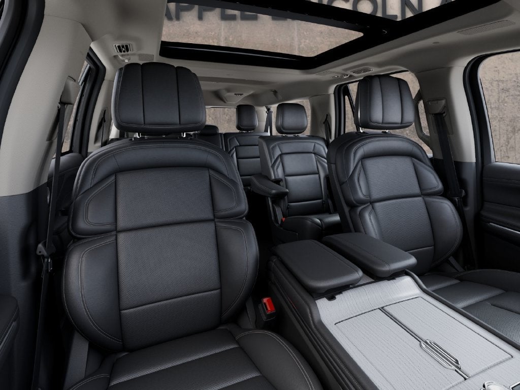 2027 Lincoln Navigator L Reserve