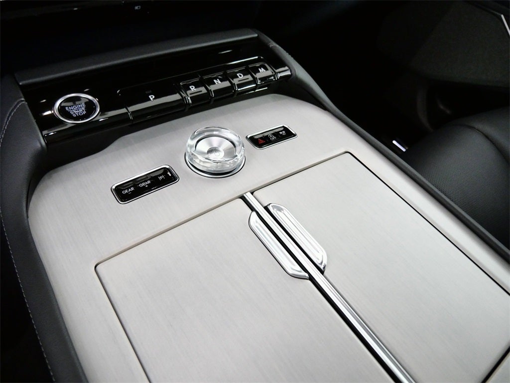 2025 Lincoln Navigator L Reserve