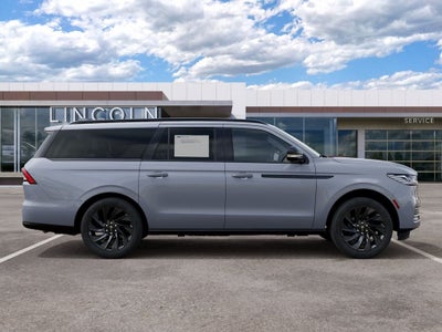 2027 Lincoln Navigator L Reserve