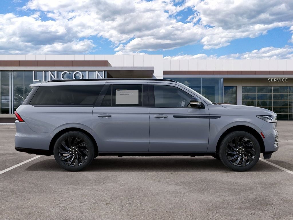 2027 Lincoln Navigator L Reserve
