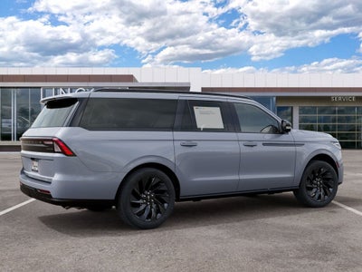 2027 Lincoln Navigator L Reserve