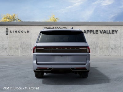 2027 Lincoln Navigator L Reserve