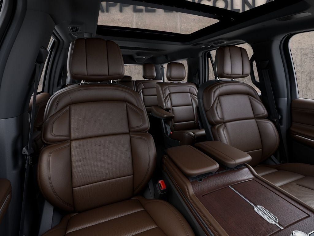 2027 Lincoln Navigator L Reserve