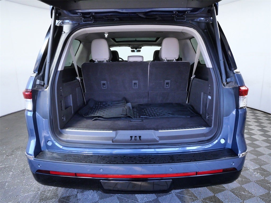 2023 Lincoln Navigator L L Reserve