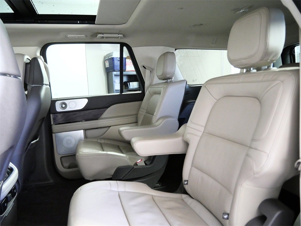 2023 Lincoln Navigator L L Reserve
