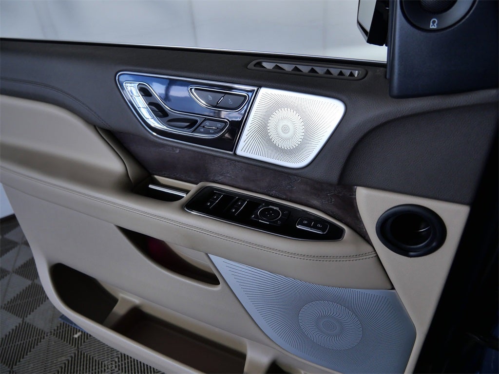 2023 Lincoln Navigator L L Reserve