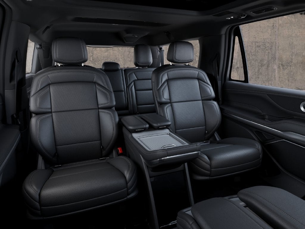 2027 Lincoln Navigator L Reserve