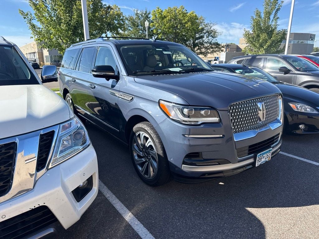 2023 Lincoln Navigator L Reserve