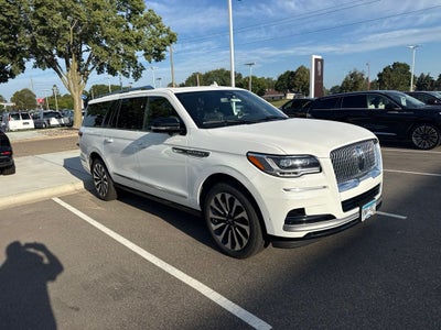 2022 Lincoln Navigator L Reserve