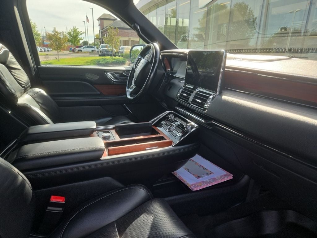 2021 Lincoln Navigator L Reserve