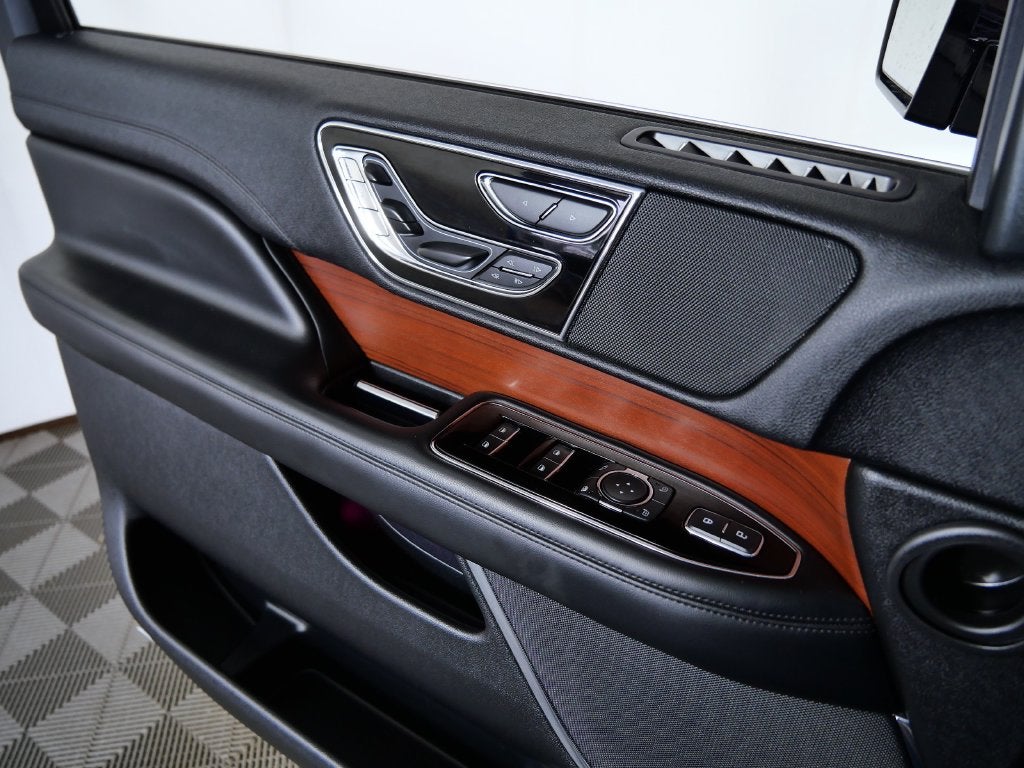 2021 Lincoln Navigator L Reserve