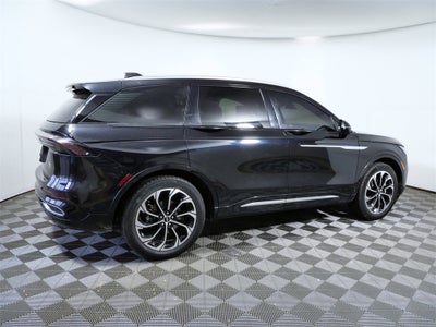 2024 Lincoln Nautilus Reserve