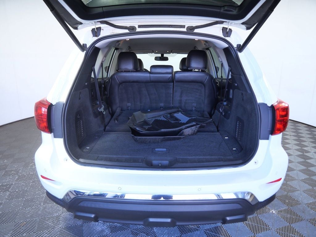 2019 Nissan Pathfinder SL