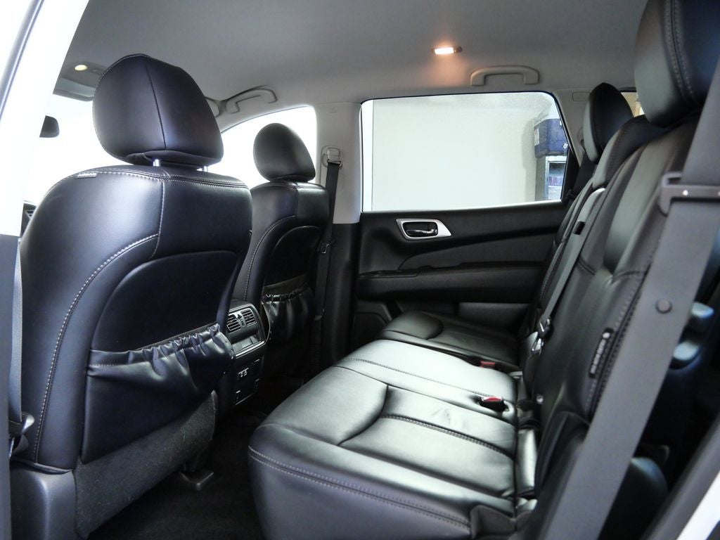 2019 Nissan Pathfinder SL