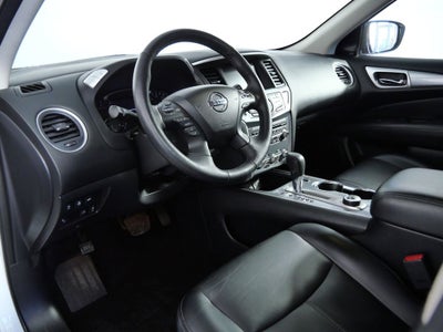 2019 Nissan Pathfinder SL